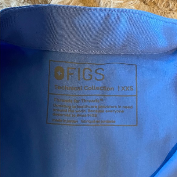 NWT Figs Rafaela Top - Picture 5 of 6